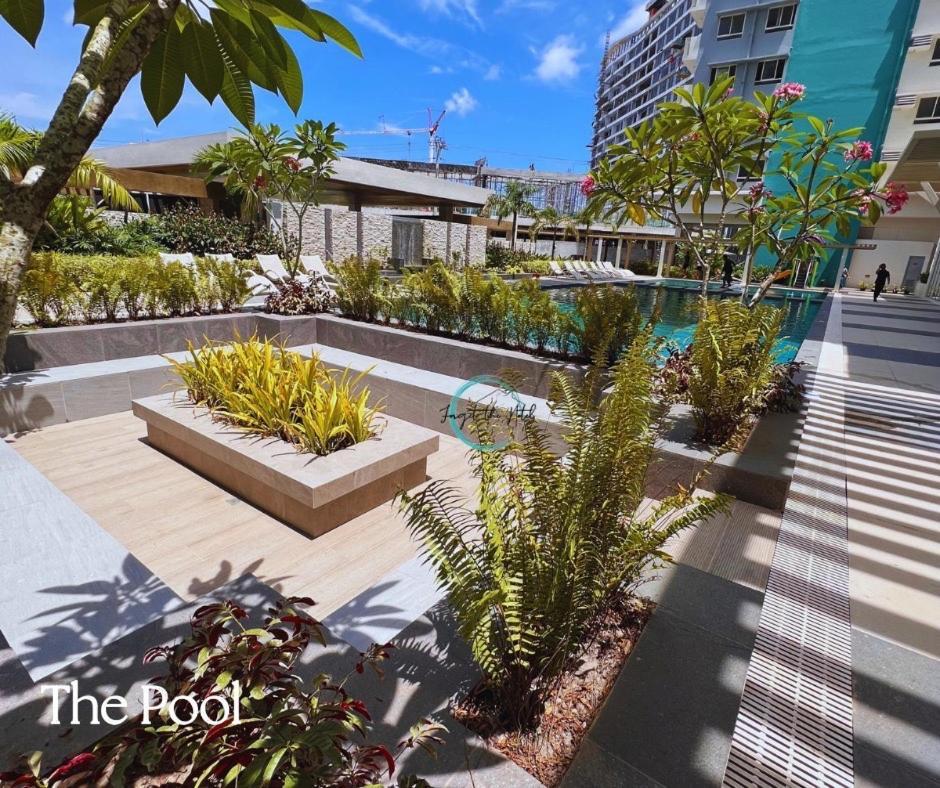 Lovely Studio Condominiums At Mesavirre Garden Residences Bacolod Exterior foto