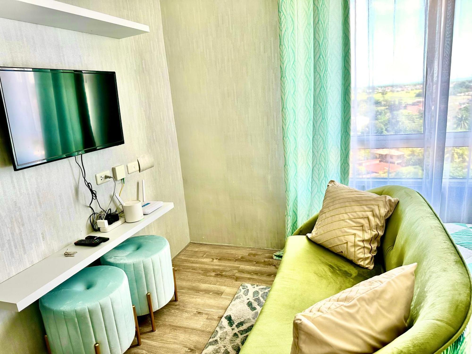 Lovely Studio Condominiums At Mesavirre Garden Residences Bacolod Exterior foto